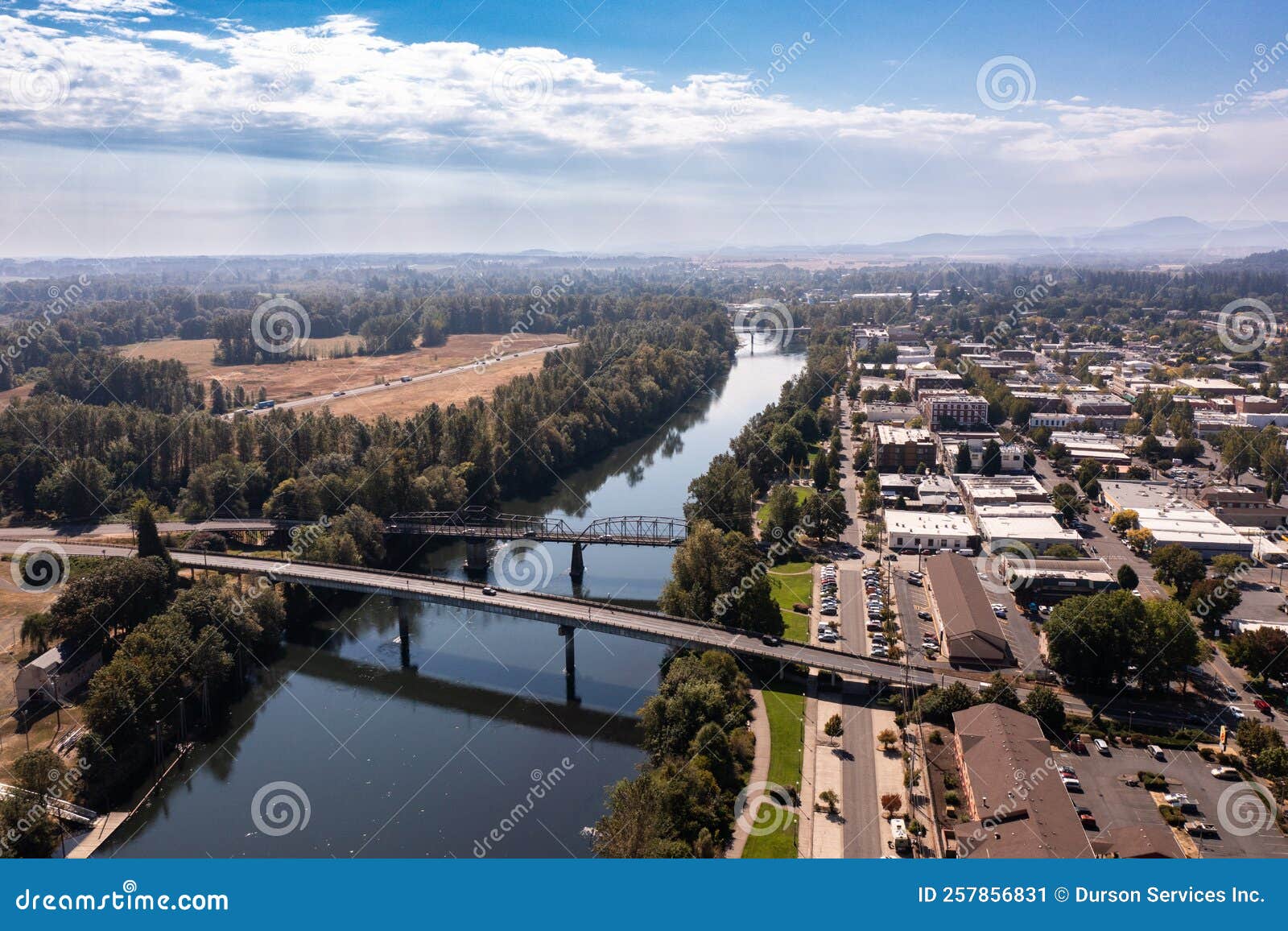 Corvallis, Oregon. Bridge Crossing Willamette River Editorial Photo