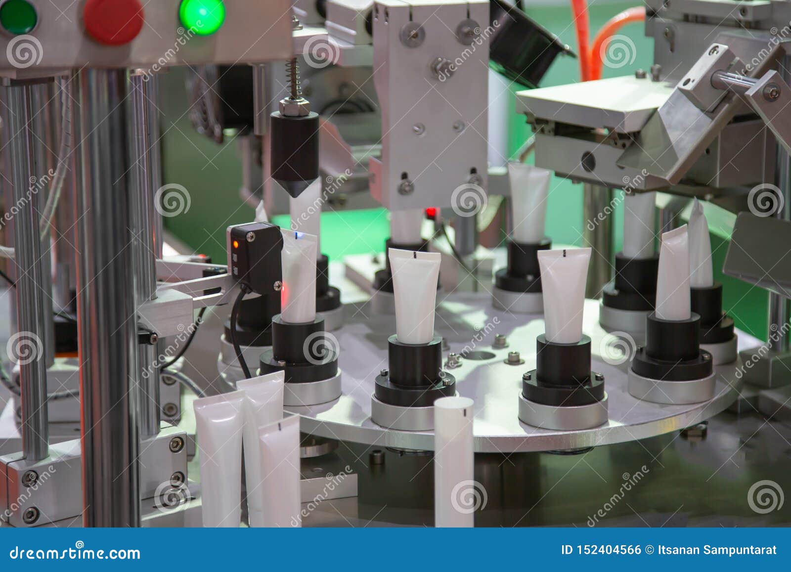 cosmetic tubes filling and sealing machine