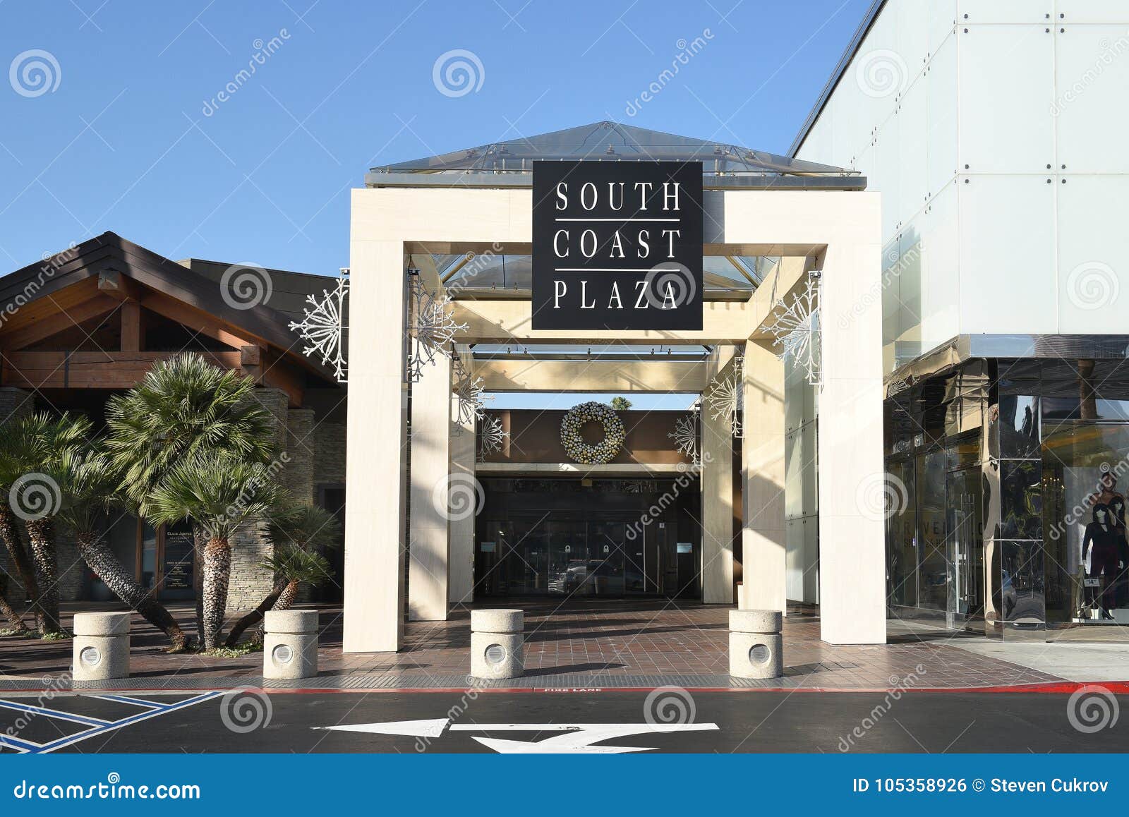 South Coast Plaza Mall Stock Photos - Free & Royalty-Free Stock Photos from  Dreamstime