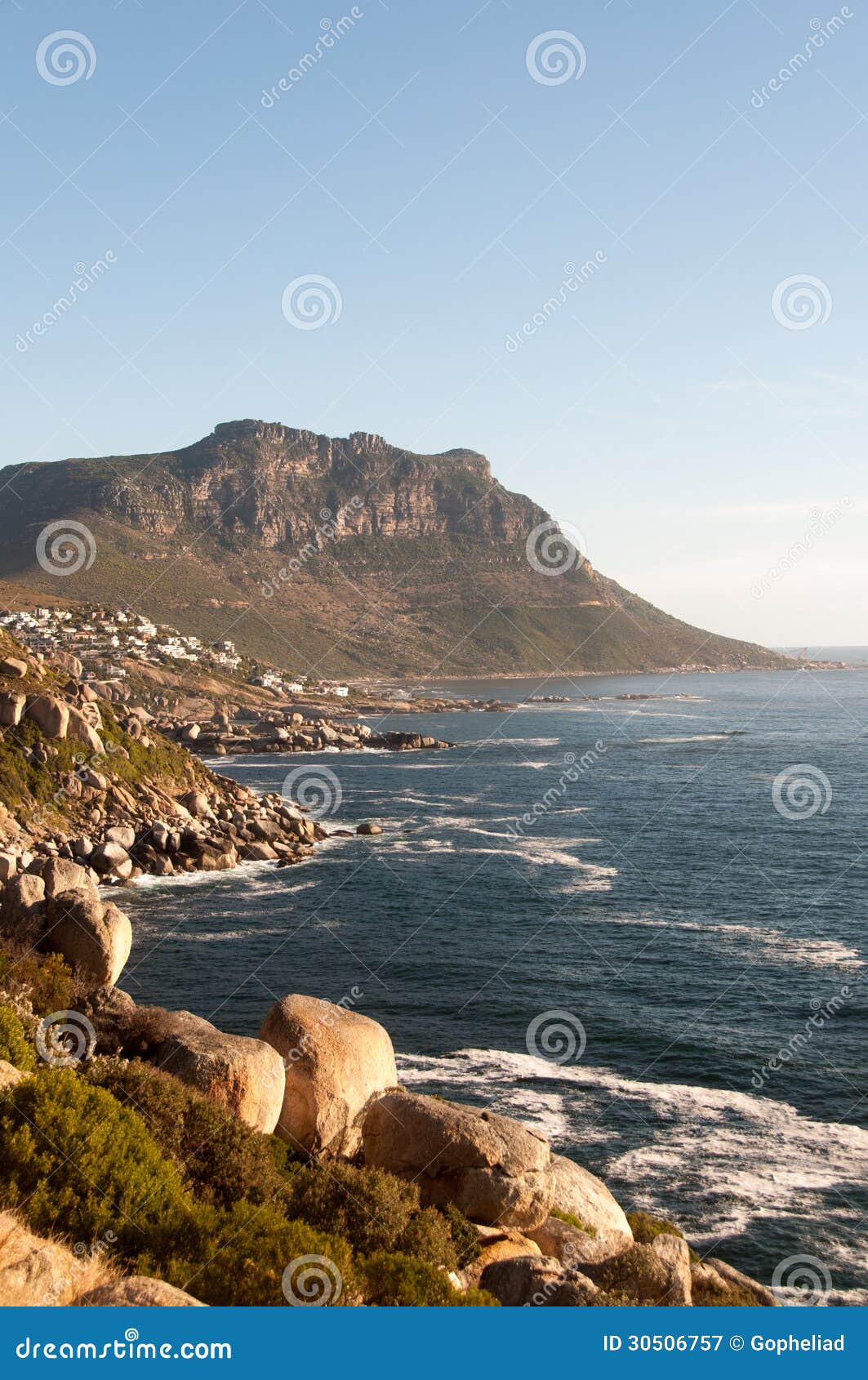 Costa surafricana. La costa de Suráfrica en el Western Cape.