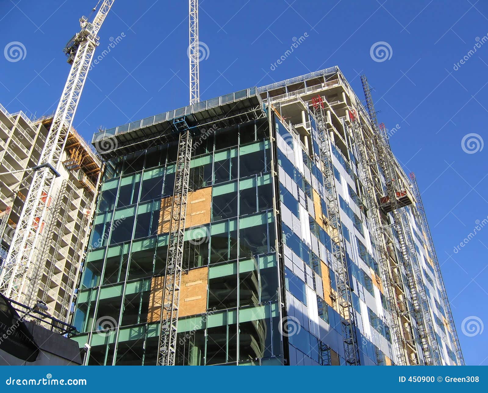 Costruzione Dell'edificio Per Uffici Moderno A Liverpool ...