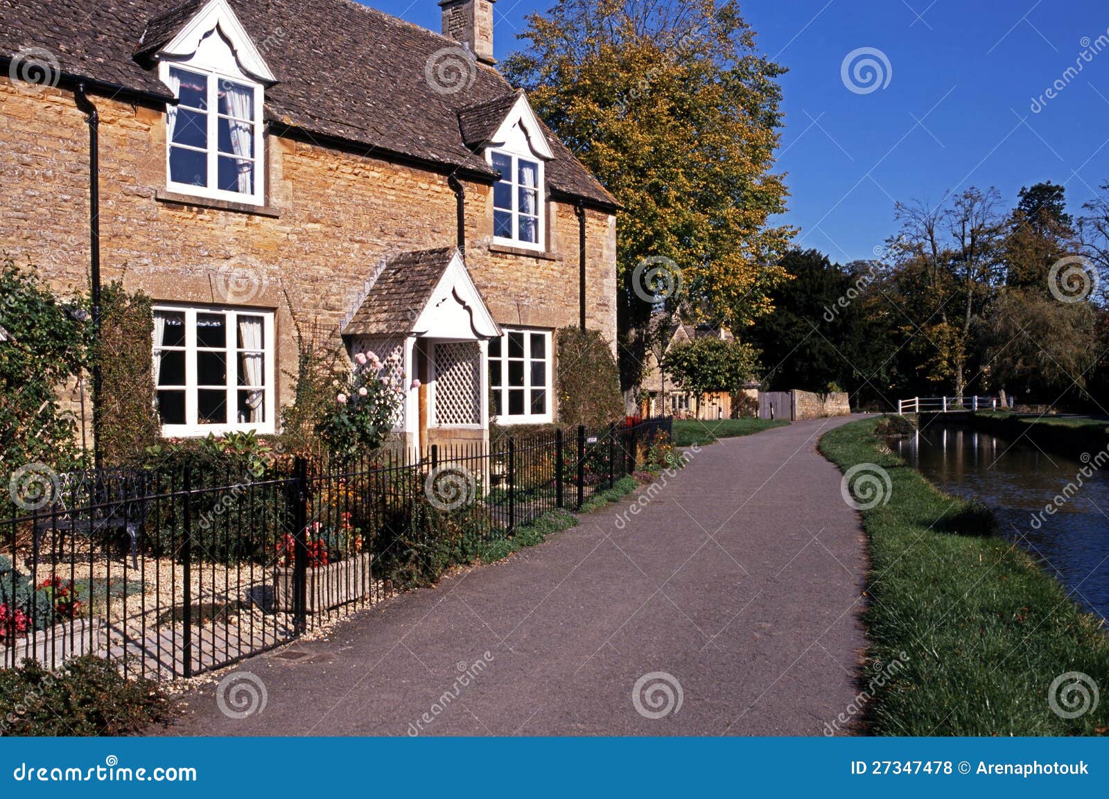 Cotswold Cottage, Lower Slaughter, England. Stock Photo Image of