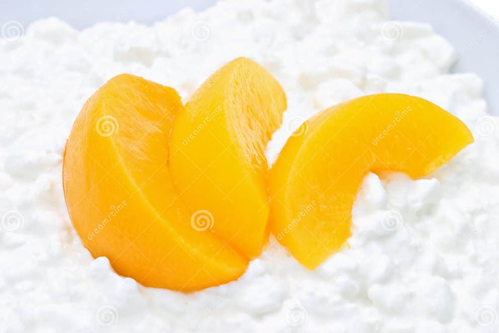 Cottage Cheese and Peaches stock image. Image of horizontal 12200583