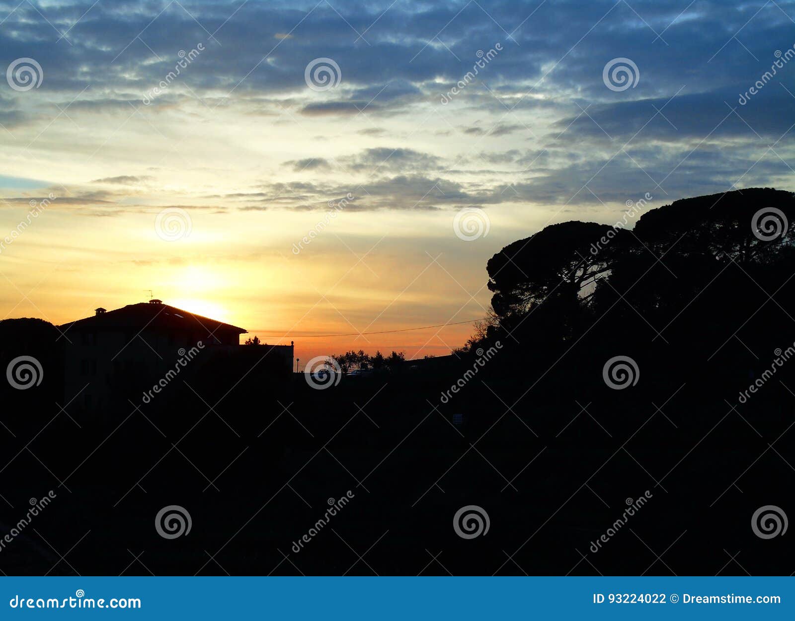 Coucher Du Soleil En Toscane Photographie éditorial Image