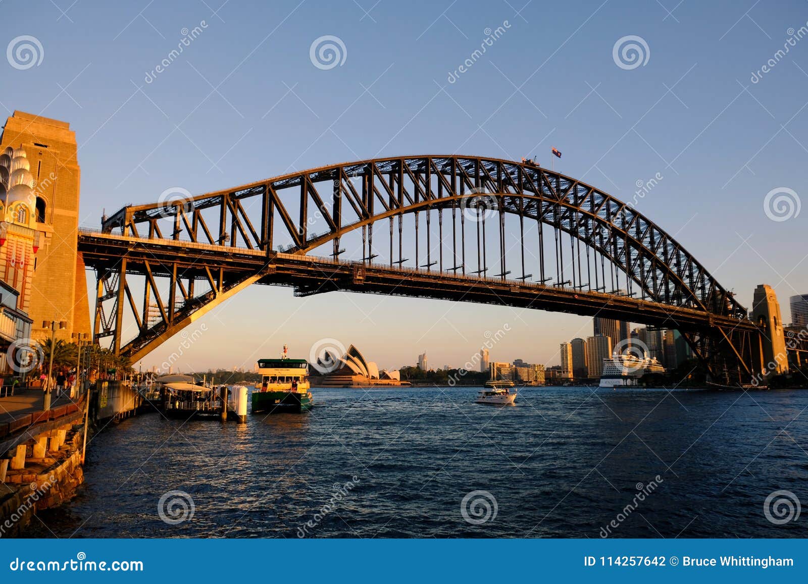 Coucher Du Soleil Sydney Opera House Pont Et Ferry