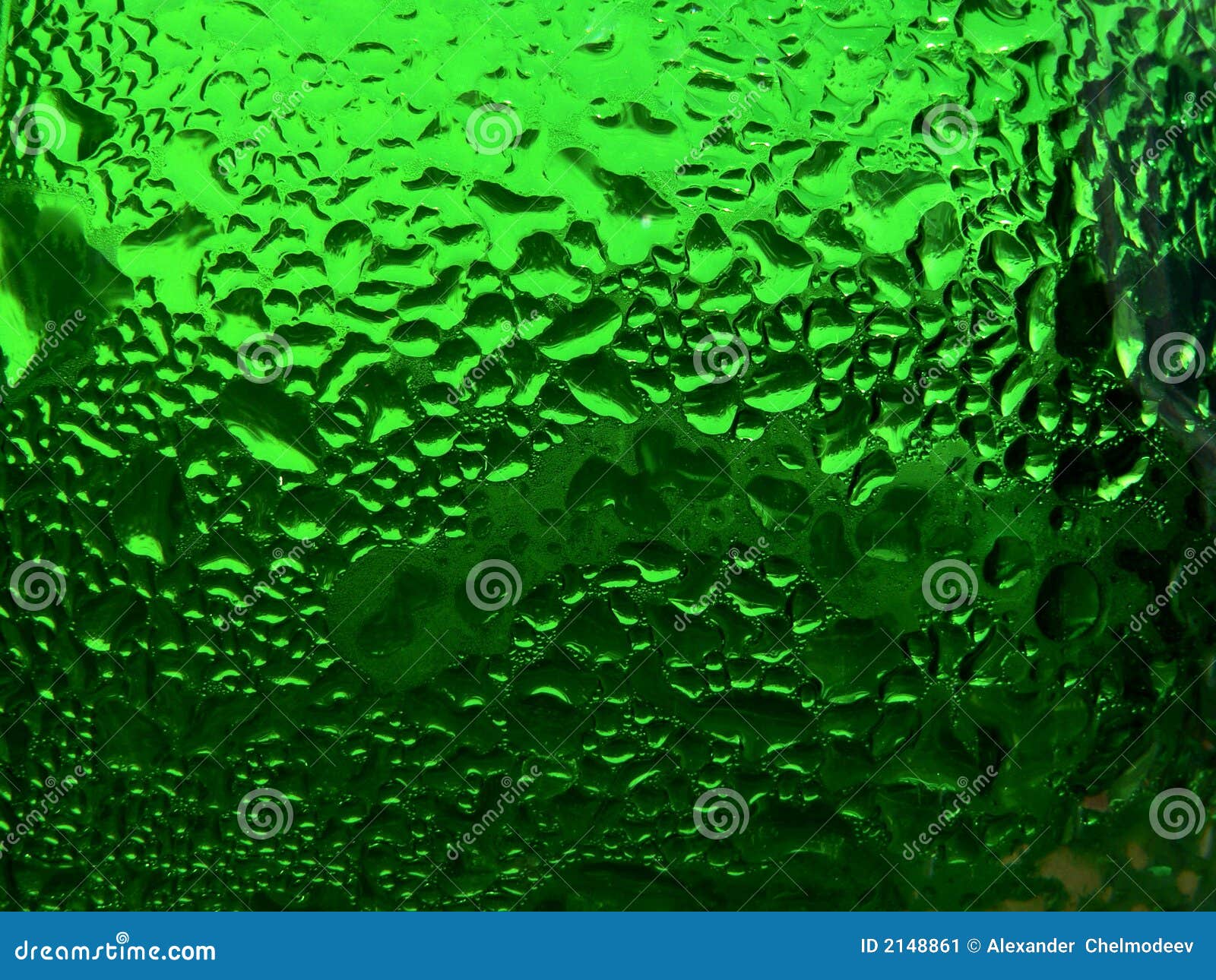 Красные розы через зеленое стекло. Стекло зеленого цвета. Текстура зеленого стекла. Стекло Грин. Фото через зеленое стекло.