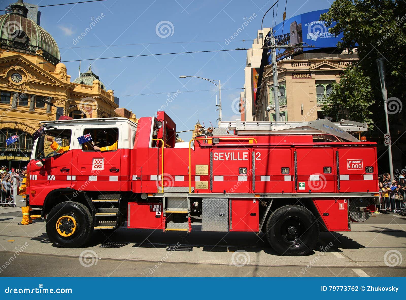 country-fire-authority-truck-during-australia-day-parade-in-melbourne-editorial-photography