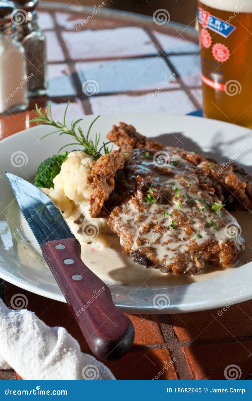 Country Fried Steak with Gravy Stock Image - Image of cauliflower ...