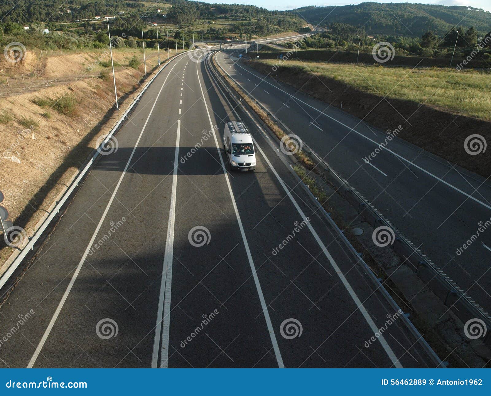 Country Highway editorial stock image. Image of north - 56462889