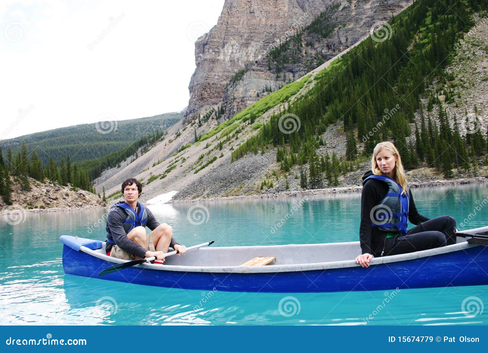 Couple canoeing stock image. Image of tree, vacation 15674779