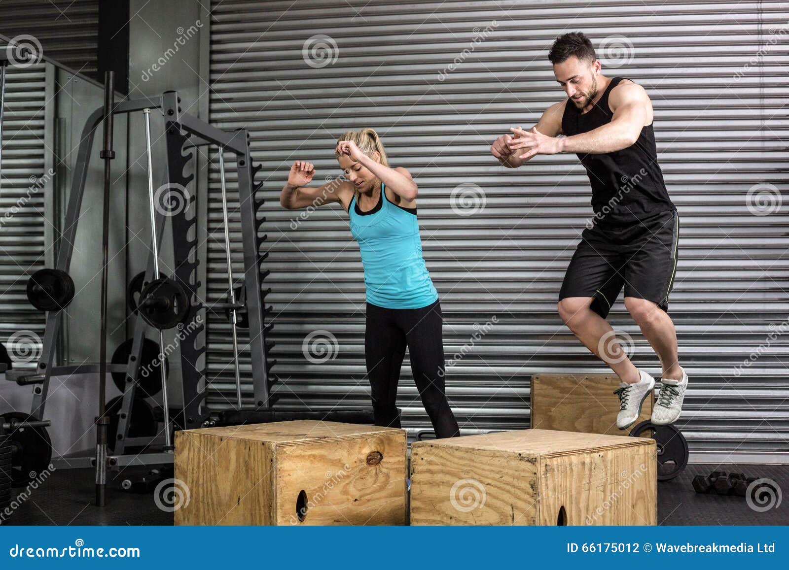1,126 Box Fitness Couple Stock Photos - Free & Royalty-Free Stock Photos  from Dreamstime