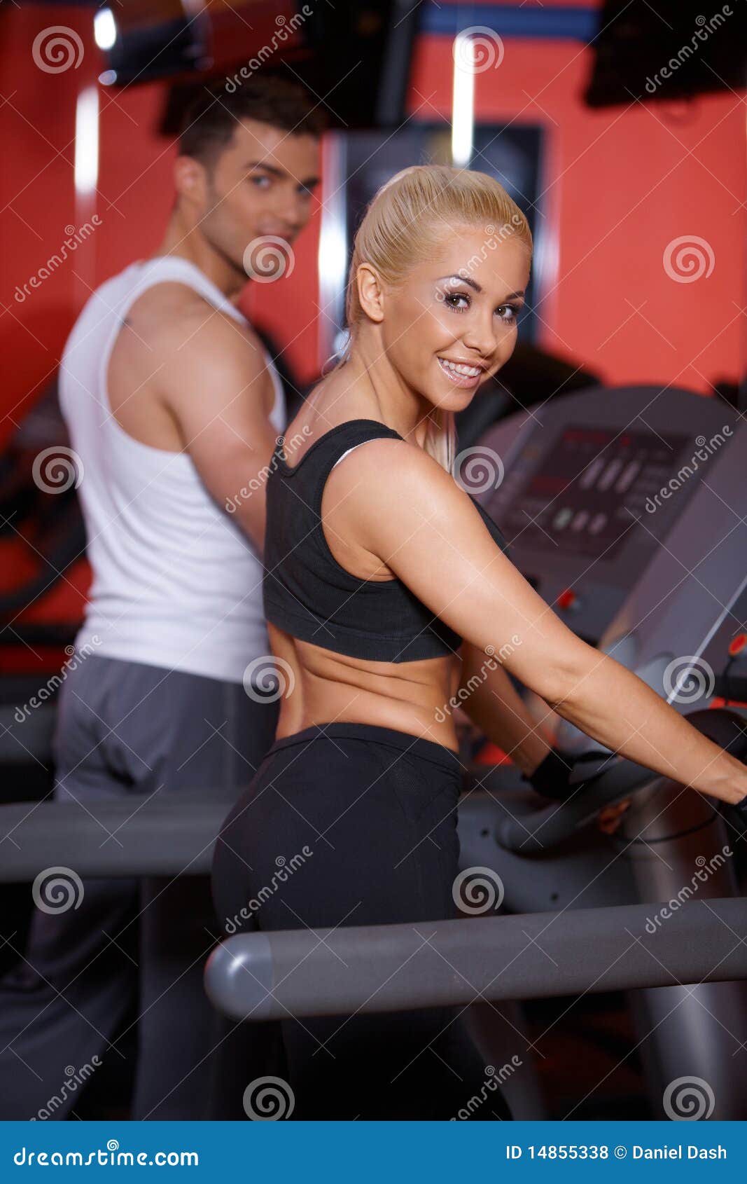 Fitness Youple Workout - Fit Mann and Woman Train in Gym Stock Photo -  Image of exercise, lifestyle: 65001120