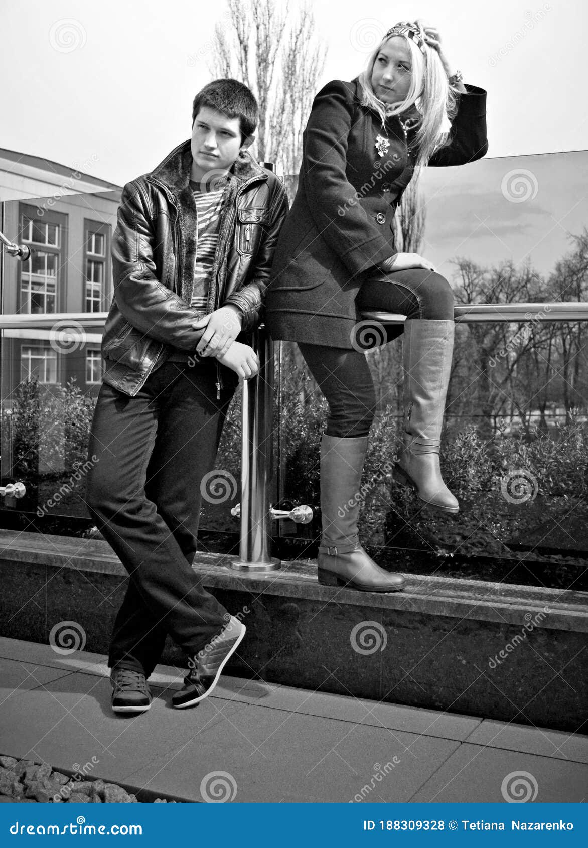 can an older guy like a younger girl can an older guy like a younger girl