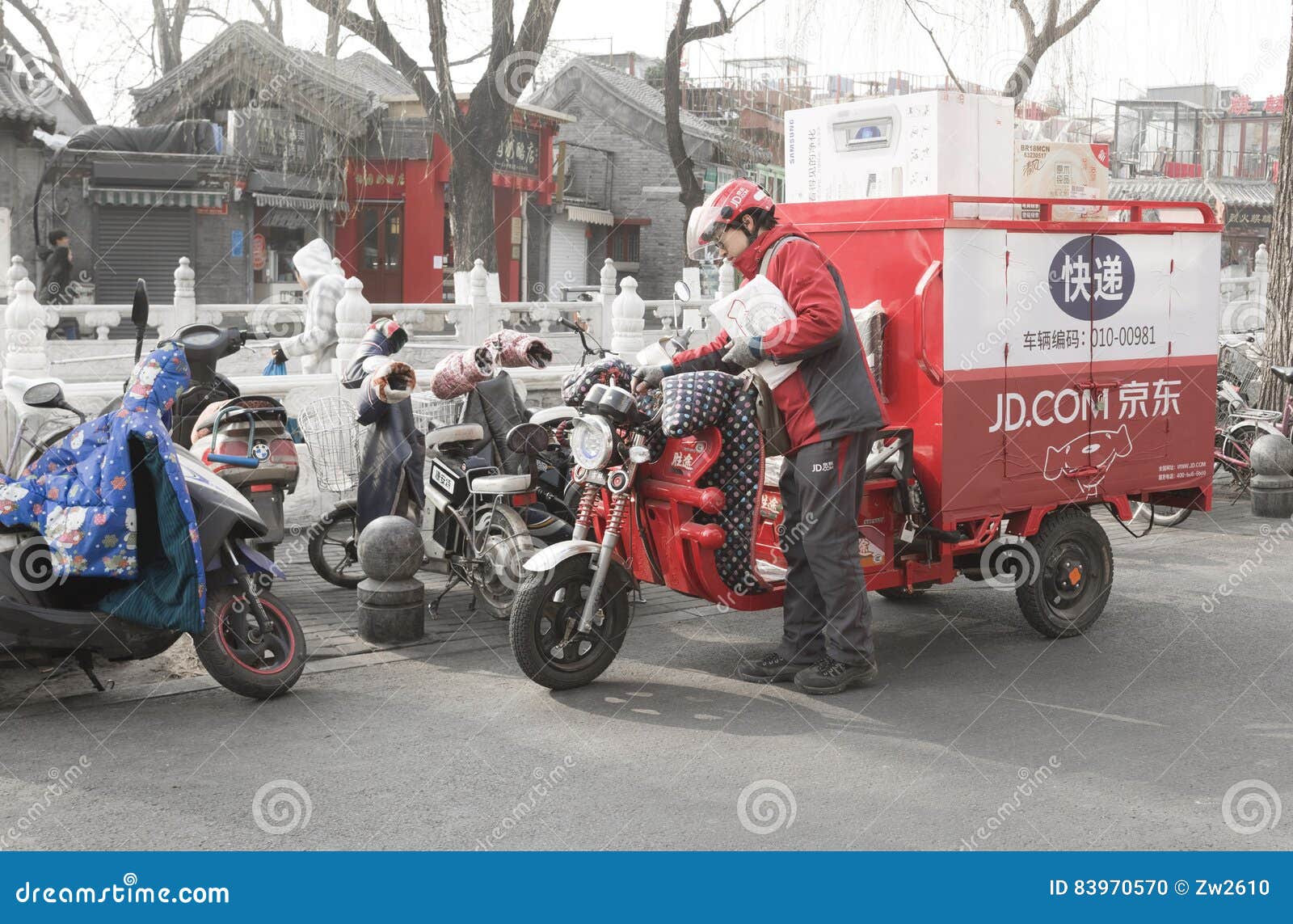 A courier editorial image. Image of helmet, transportation 83970570