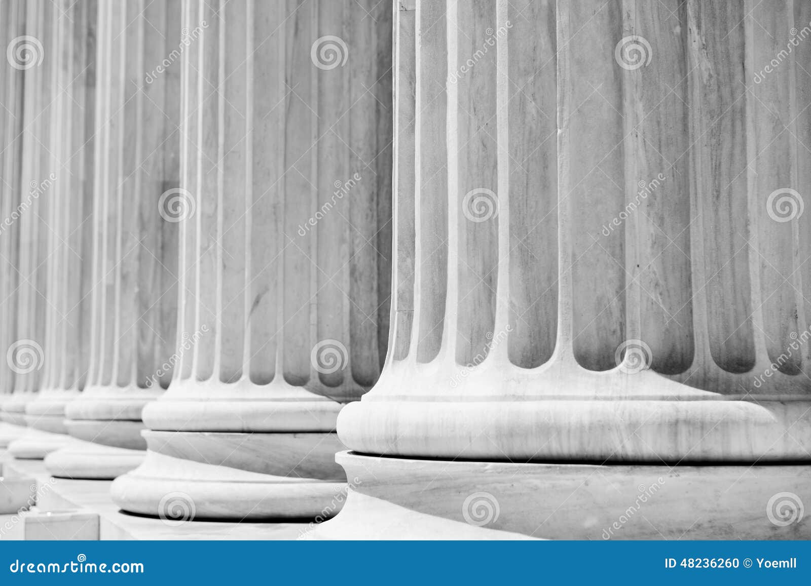 courthouse pillars