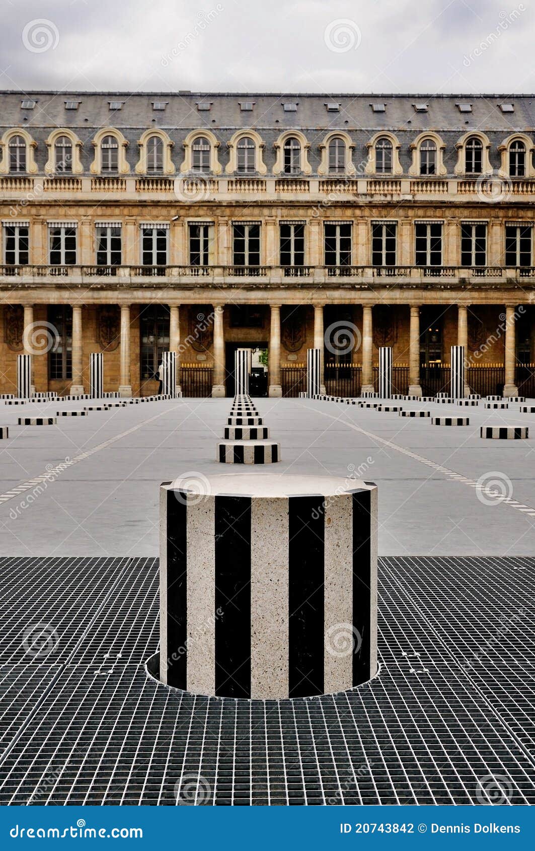 courtyard of palais royale, paris