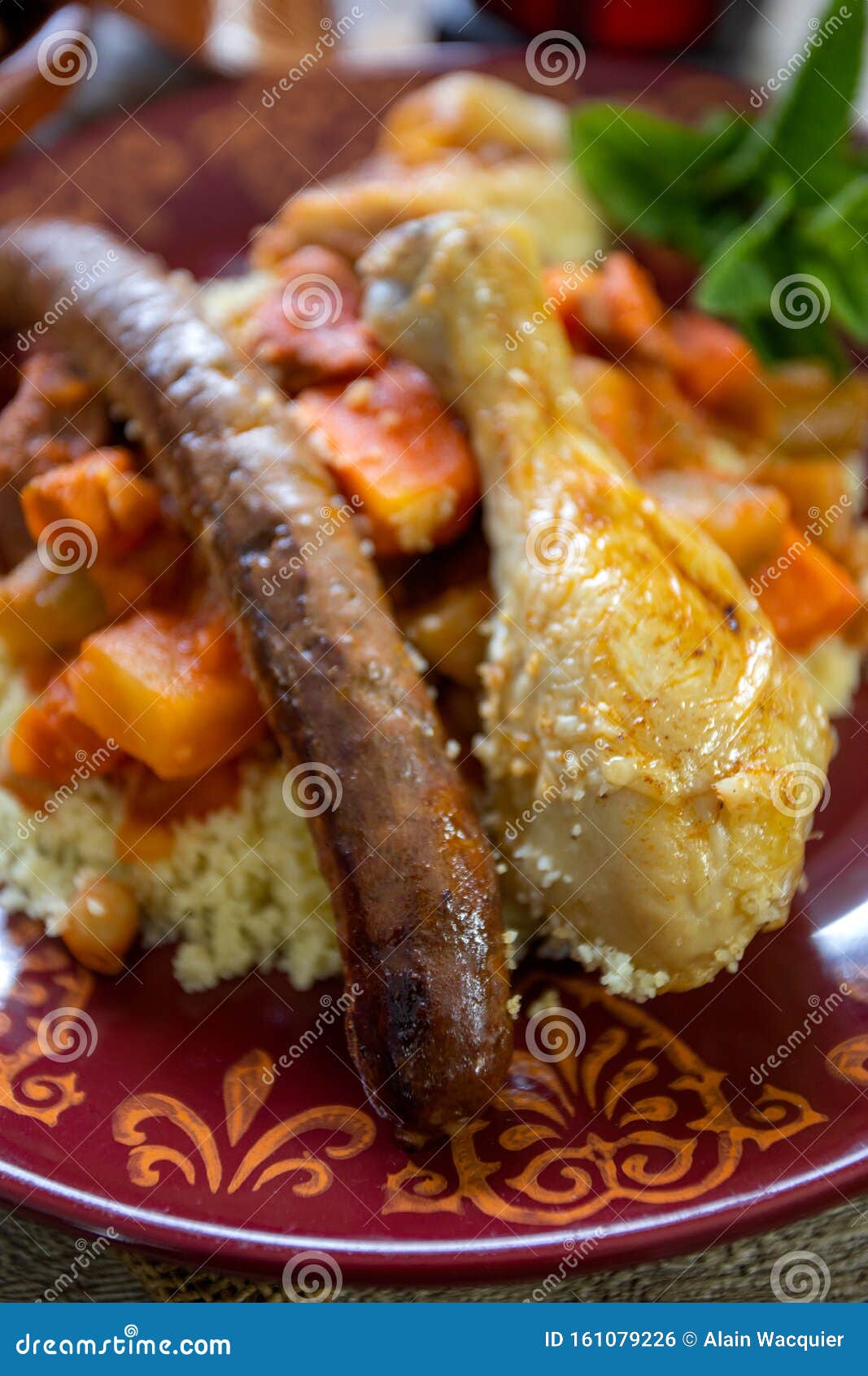 Couscous drei Fleisch stockfoto. Bild von gemüse, marokko - 161079226