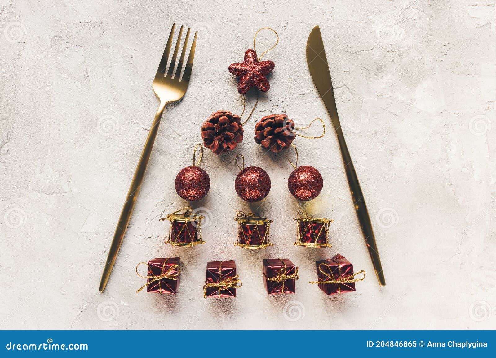 Couvert De Table De Noël Avec Couteau Serviette Et Fourchette Vacances  Nouvel An Fond Avec Copie Espace