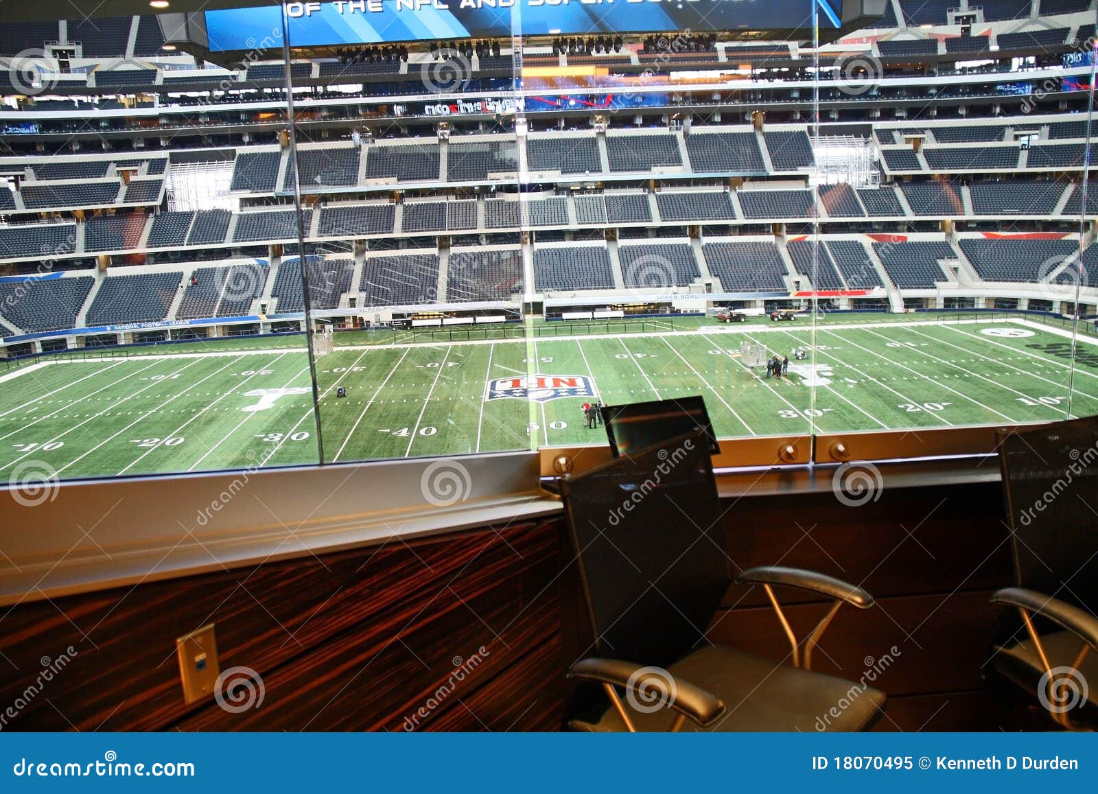 Cowboys Stadium From Jerry Jones' Suite Editorial Image ...