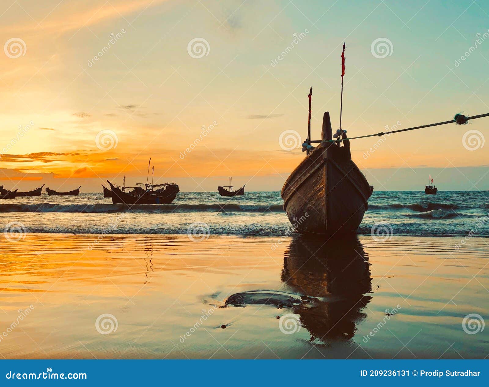 cox& x27;s bazar world longest sea beach tide and boat