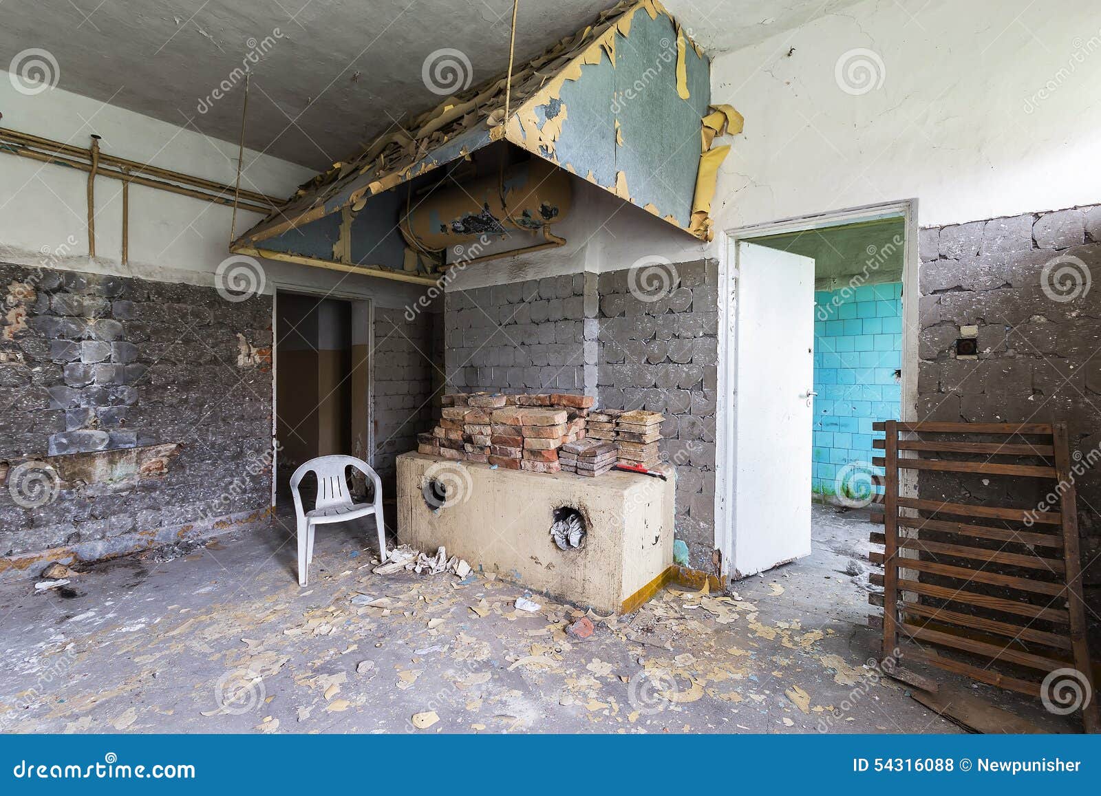 A Cozinha Abandonada Foto De Stock Imagem De Destrui O 54316088 A Cozinha Abandonada Foto De Stock Imagem De Destrui O 54316088