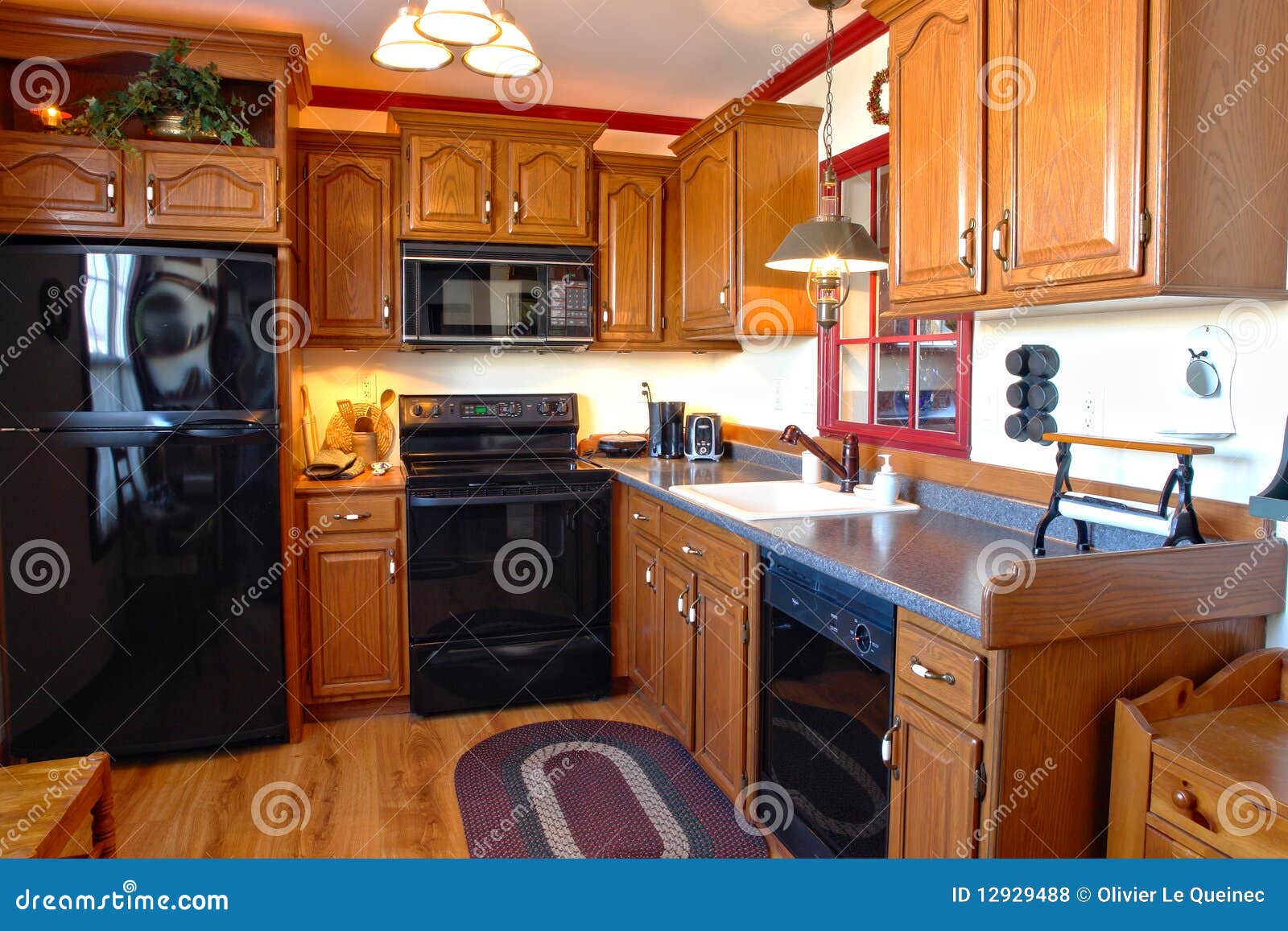 Cozinha Americana Tradicional Da Casa Do Estilo Foto De Stock Cozinha Americana Tradicional Da Casa Do Estilo Foto De Stock