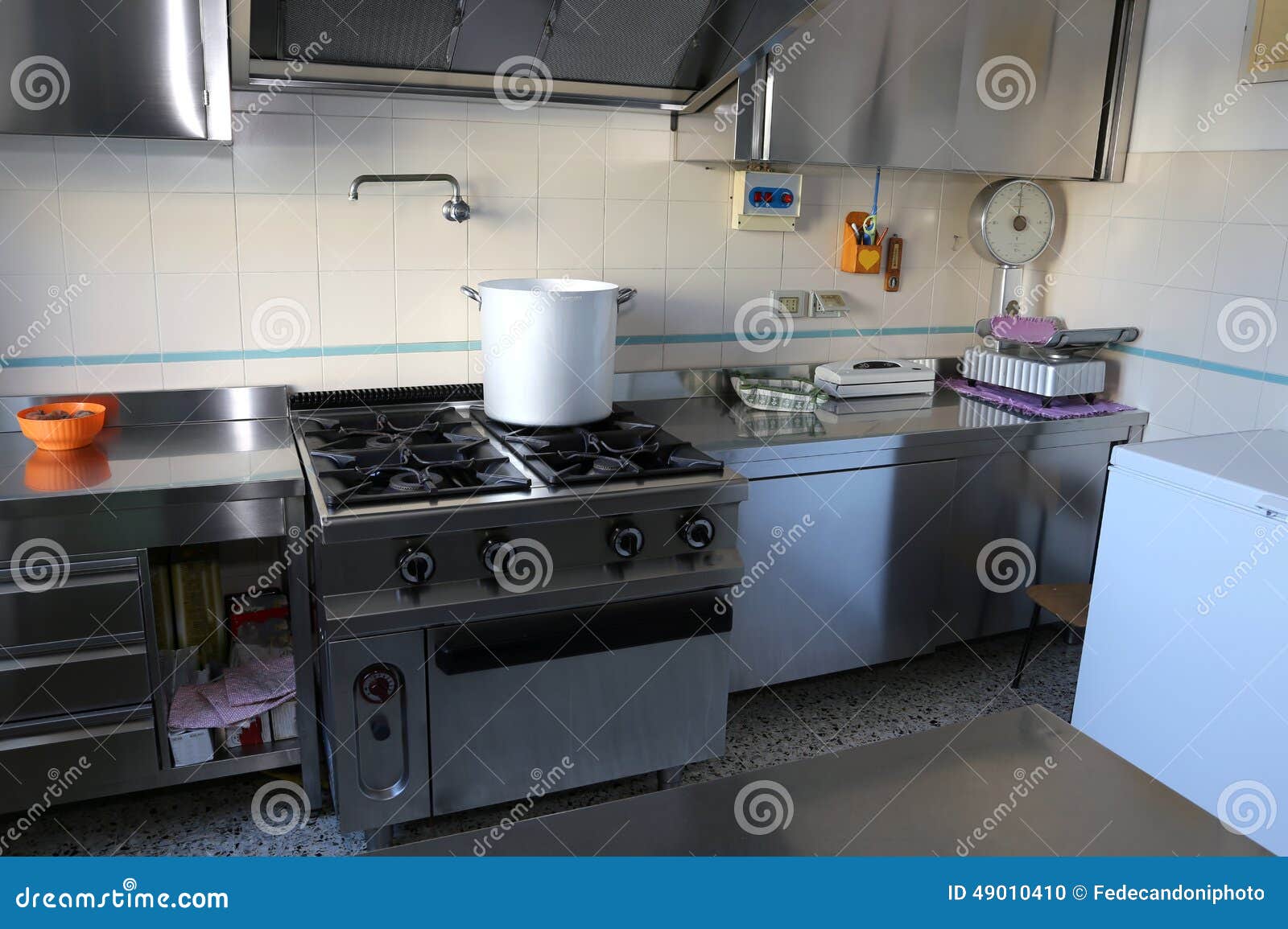Cozinha Industrial Com O Fog O De G S Grande Foto De Stock Imagem Cozinha Industrial Com O Fog O De G S Grande Foto De Stock Imagem