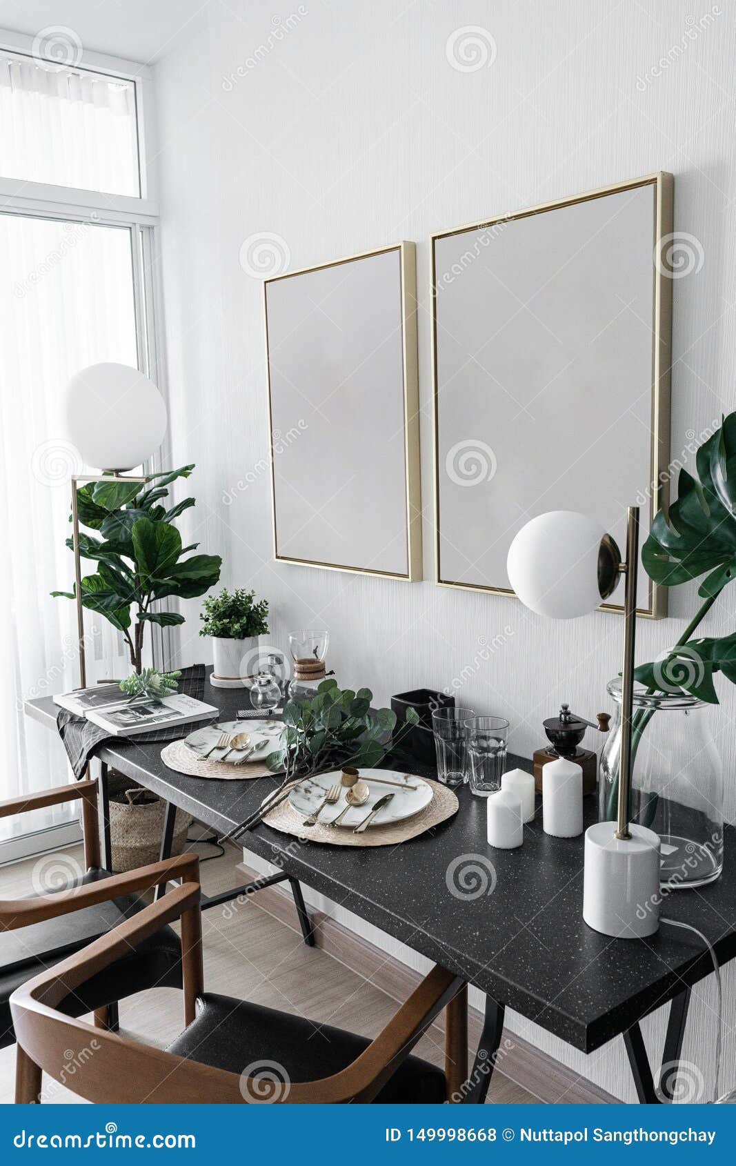 Cozy Dining Corner With Nice Decoration In Scandinavian