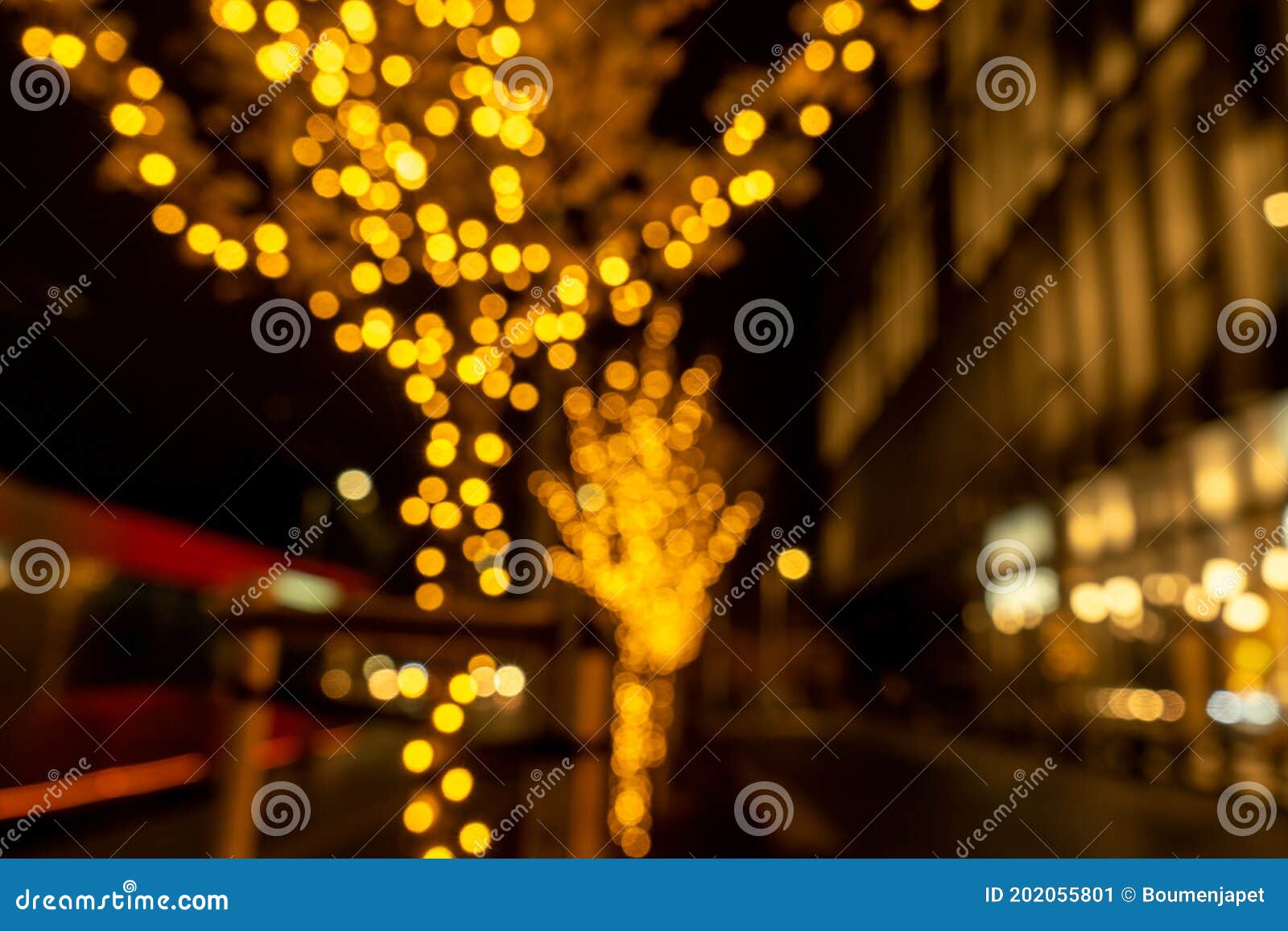 Cozy Evening in the Festive City. Blurred Image of Trees Decorated with ...