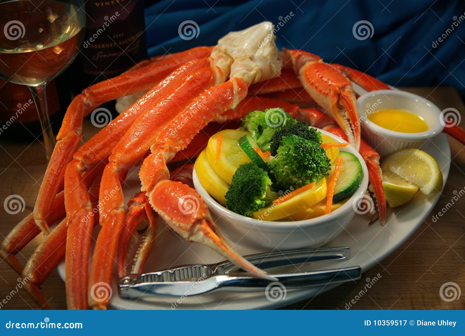 Crab Legs stock image. Image of lunch, lemon, butter 10359517