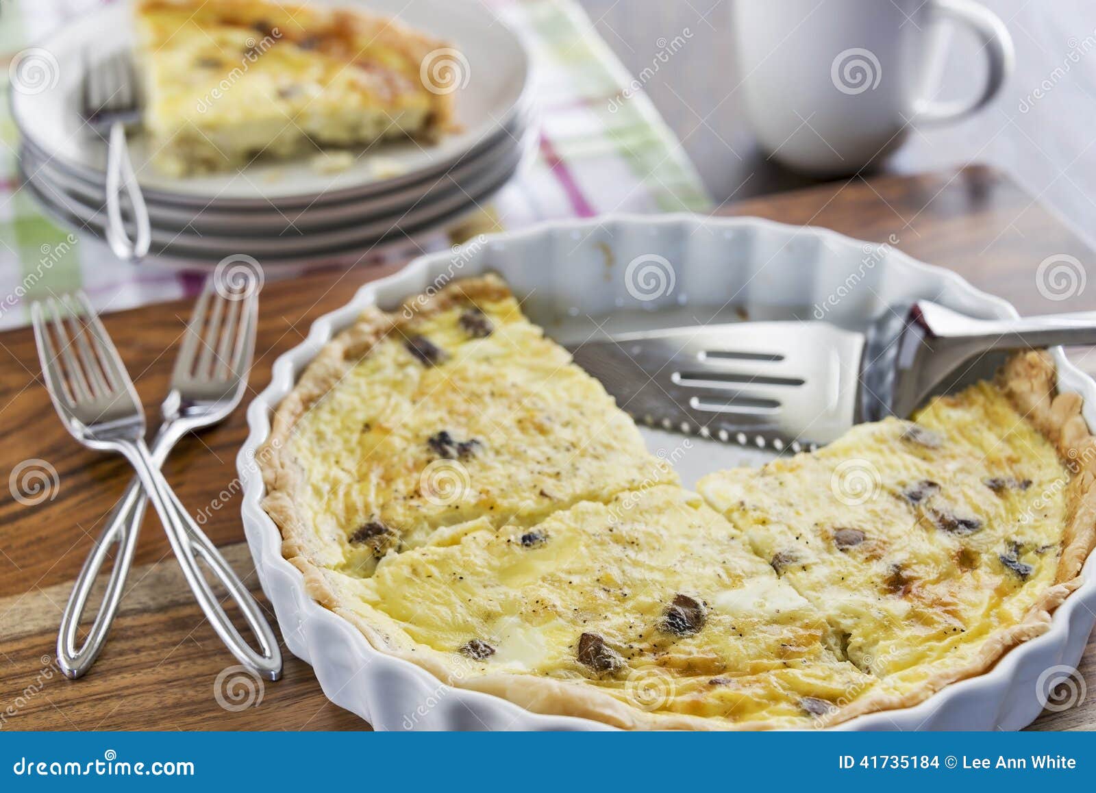 Crab and mushroom quiche stock photo. Image of seafood 41735184
