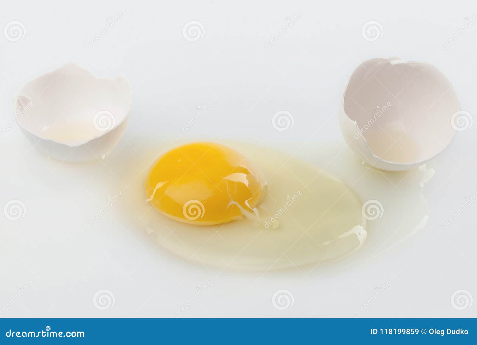 Cracked Egg with Yolk stock image. Image of white, horizontal 118199859
