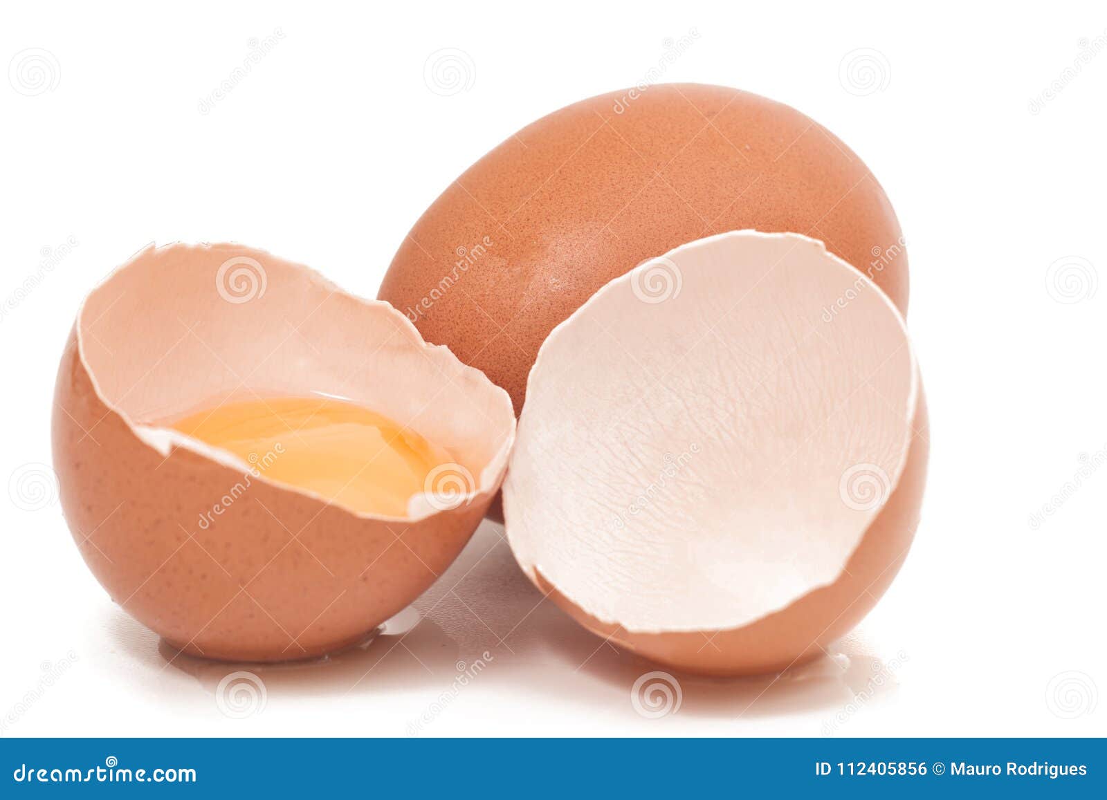 Cracked egg with yolk stock photo. Image of breakfast 112405856