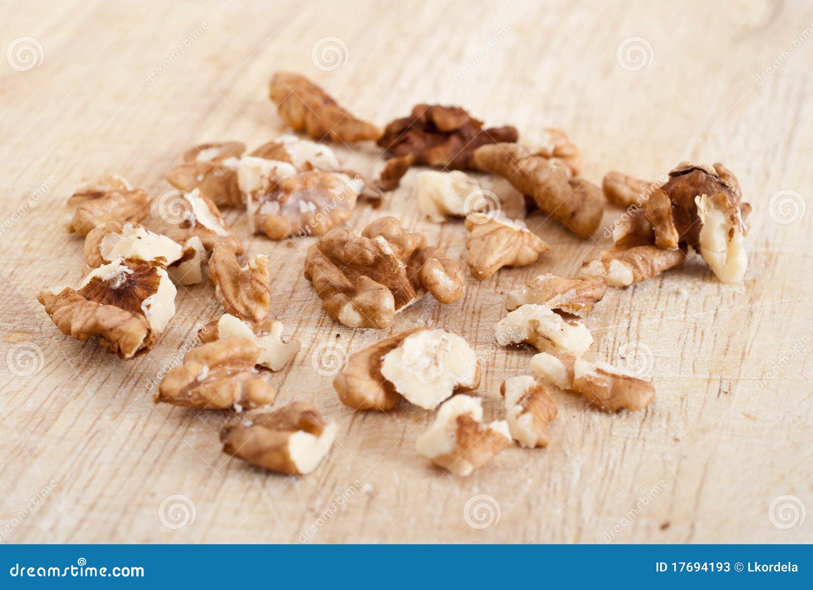 walnut stock crack walnut stock crack