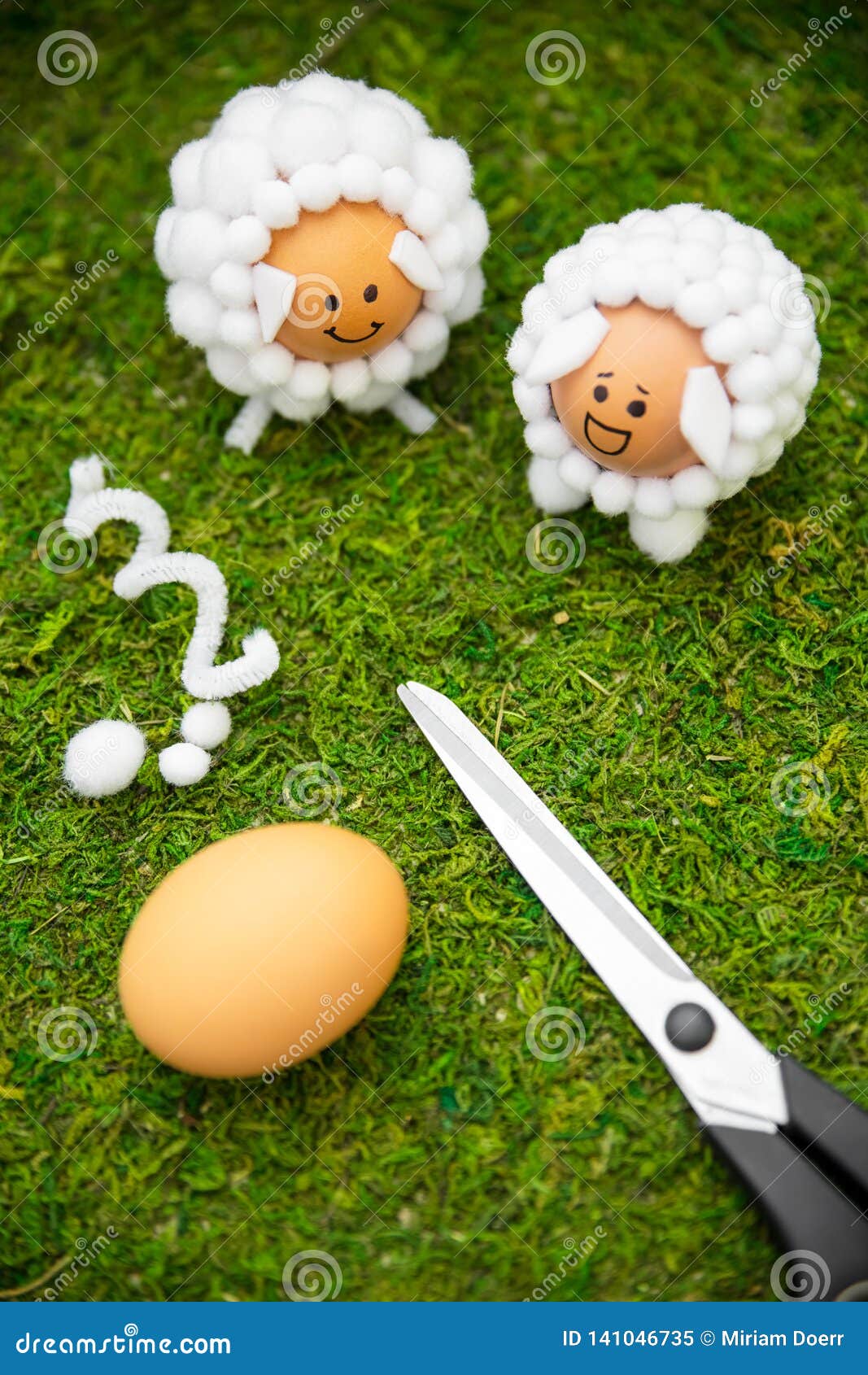 Craft Ideas for the Easter Season, Lamb Shaped Easter Eggs and