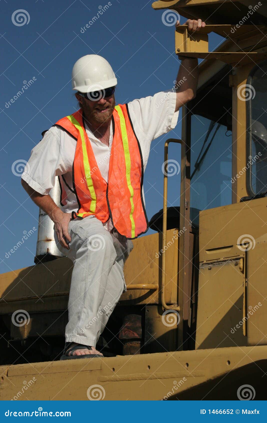 Crane operator stock photo. Image of operator, bulldozer 1466652