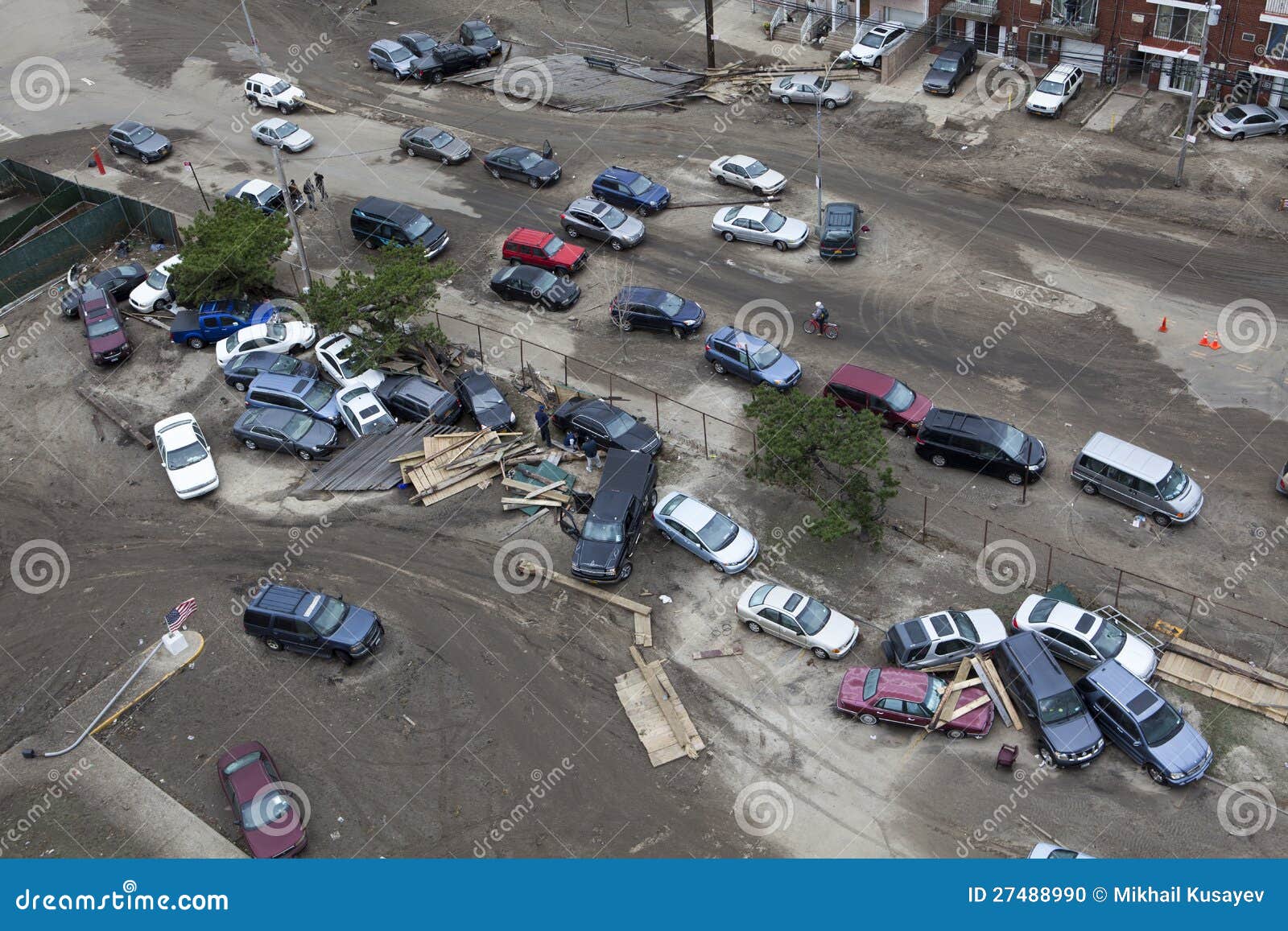 Crashed Cars after Hurricane Sandy Editorial Image Image of ocean, deep 27488990