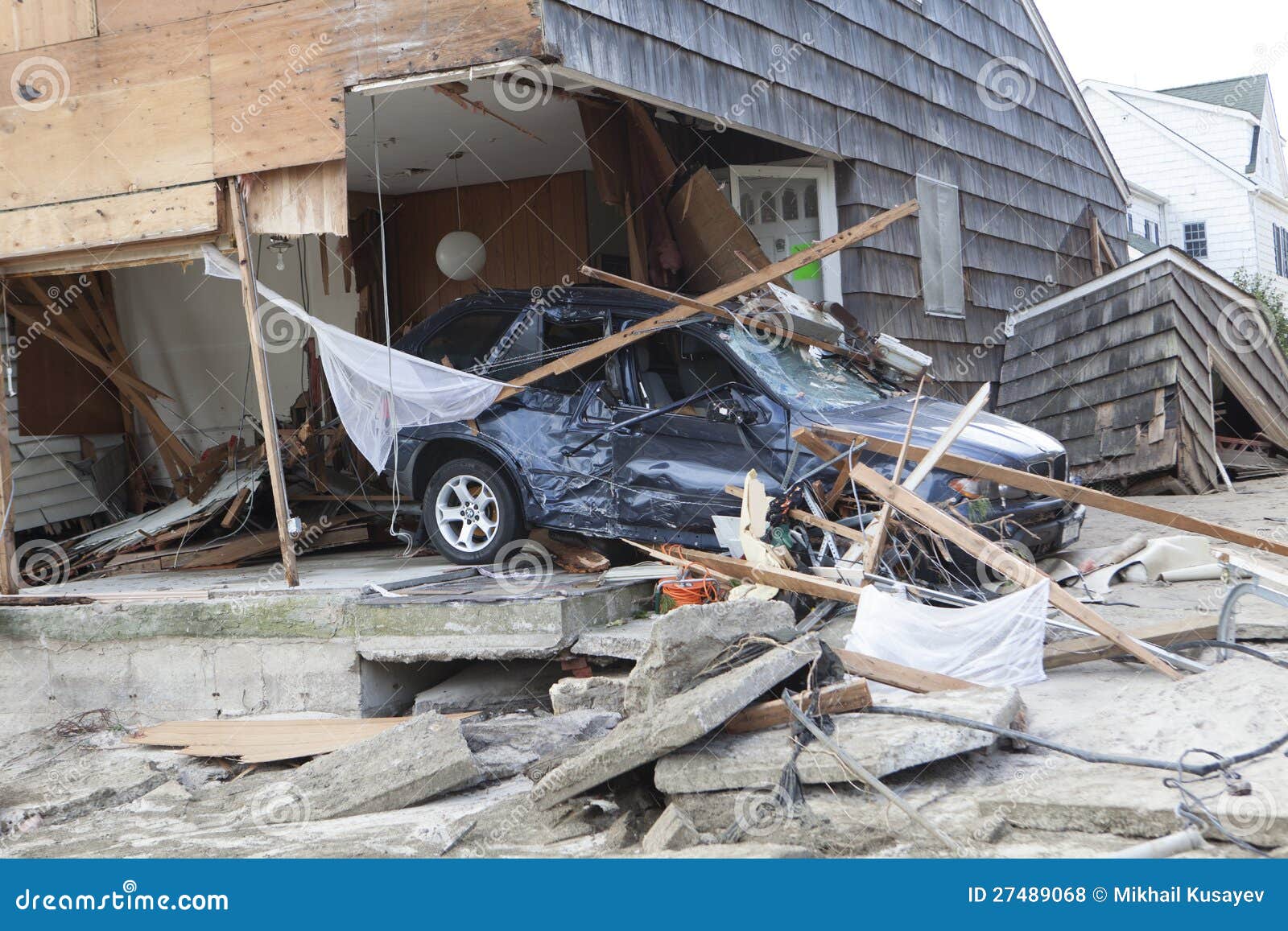 Crashed Cars after Hurricane Sandy Editorial Stock Photo Image of business, evacuation 27489068