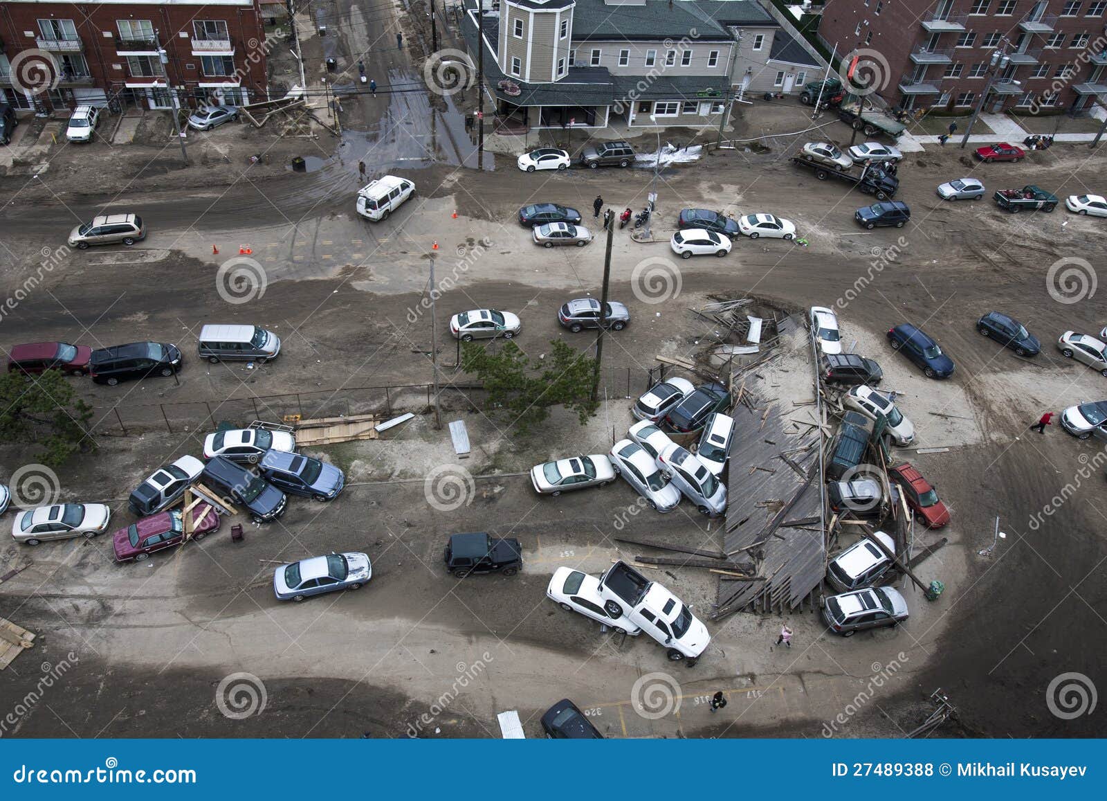 Crashed Cars after Hurricane Sandy Editorial Stock Photo Image of people, danger 27489388