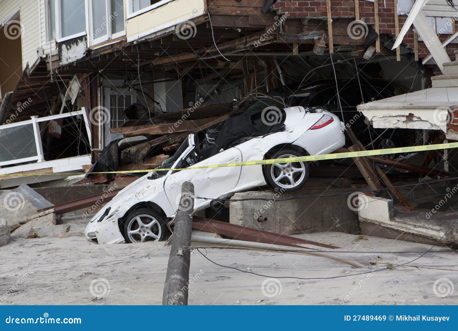 Crashed Cars after Hurricane Sandy Editorial Stock Image Image of deep, hurricane 27489469