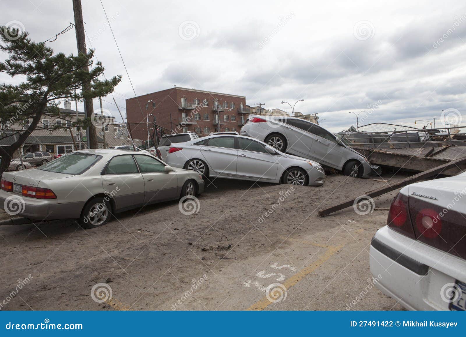 Crashed Cars after Hurricane Sandy Editorial Photography Image of automobile, beach 27491422