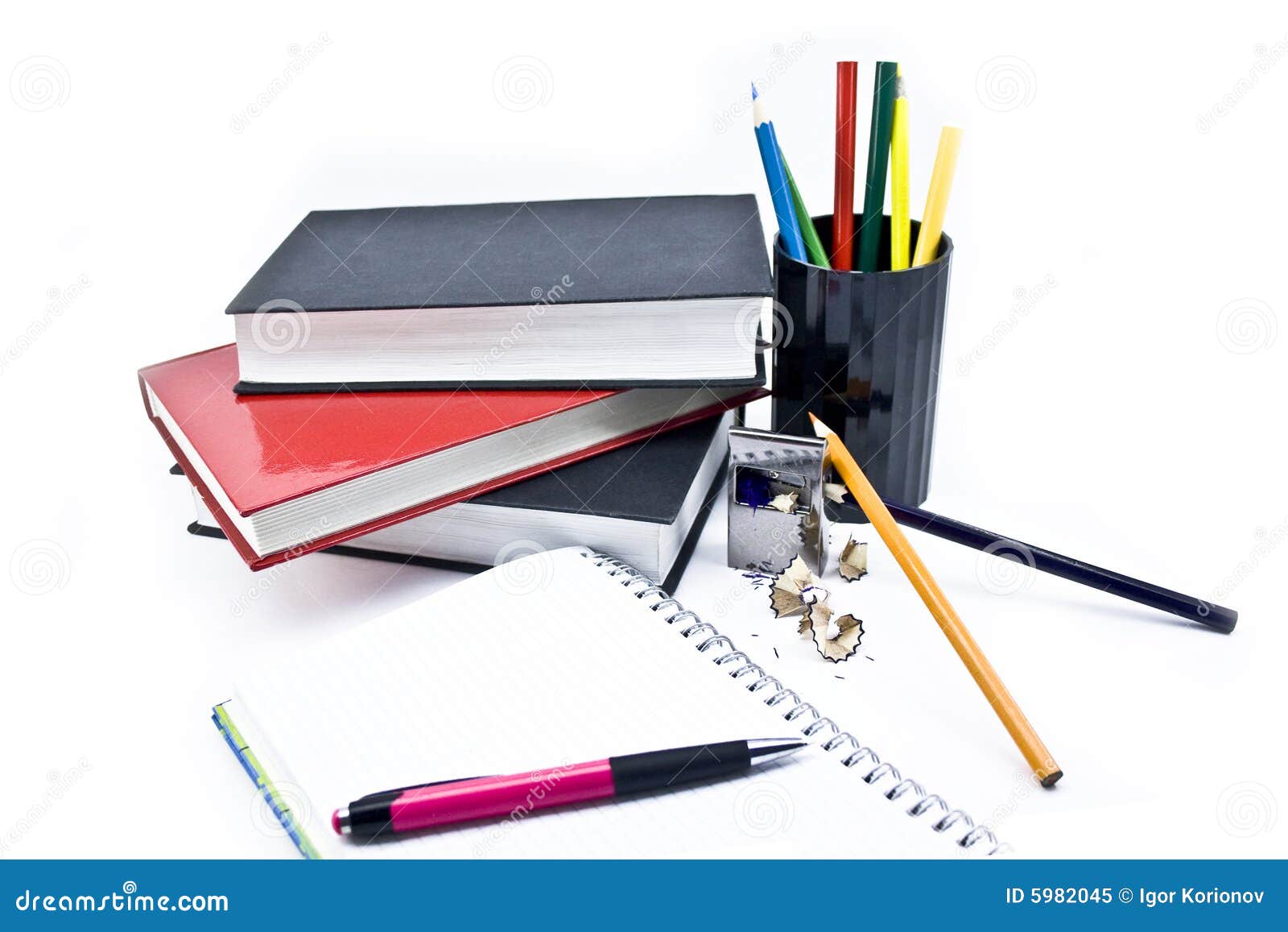 Crayons lecteurs et livres image stock. Image du université 5982045