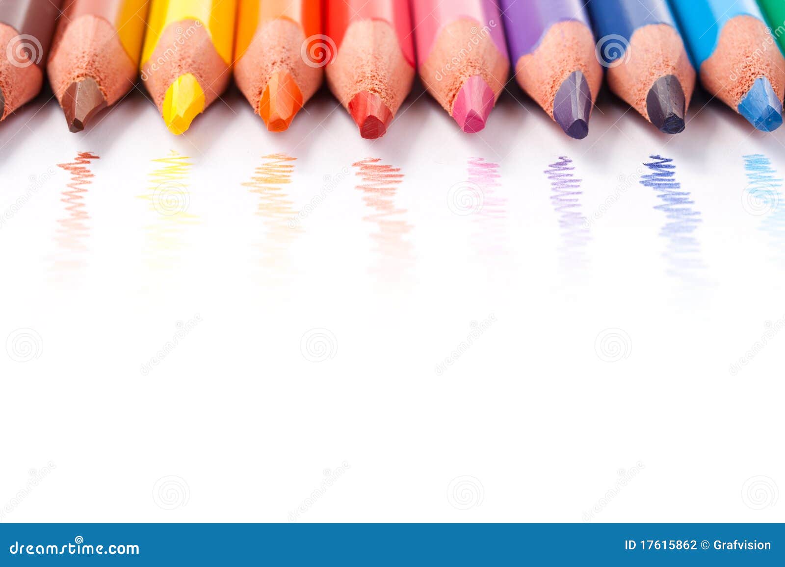 Crayons Triangulaires De Couleur Photo stock Image du métier, rouge