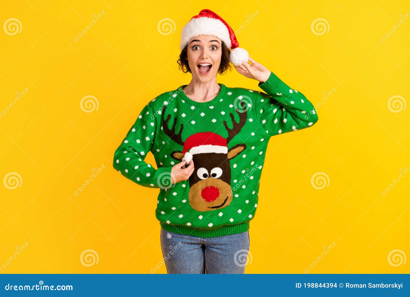 crazy girl ready x-mas christmas atmosphere theme party hold pompon headwear redindeer decor sweater jumper impressed