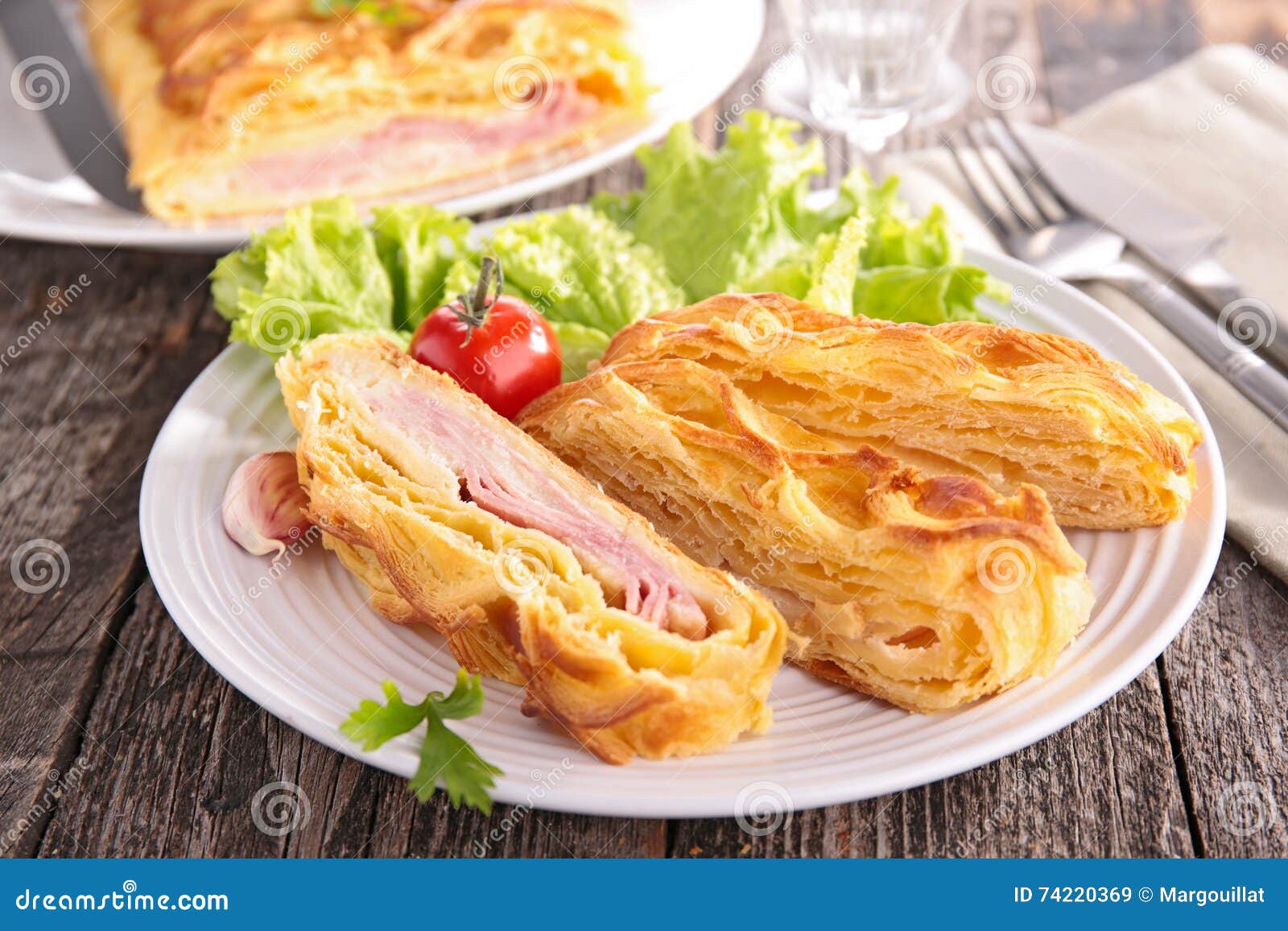 Печенье с ветчиной и сыром