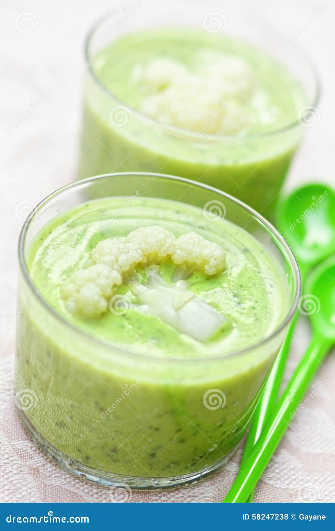 cream soup with cauliflower