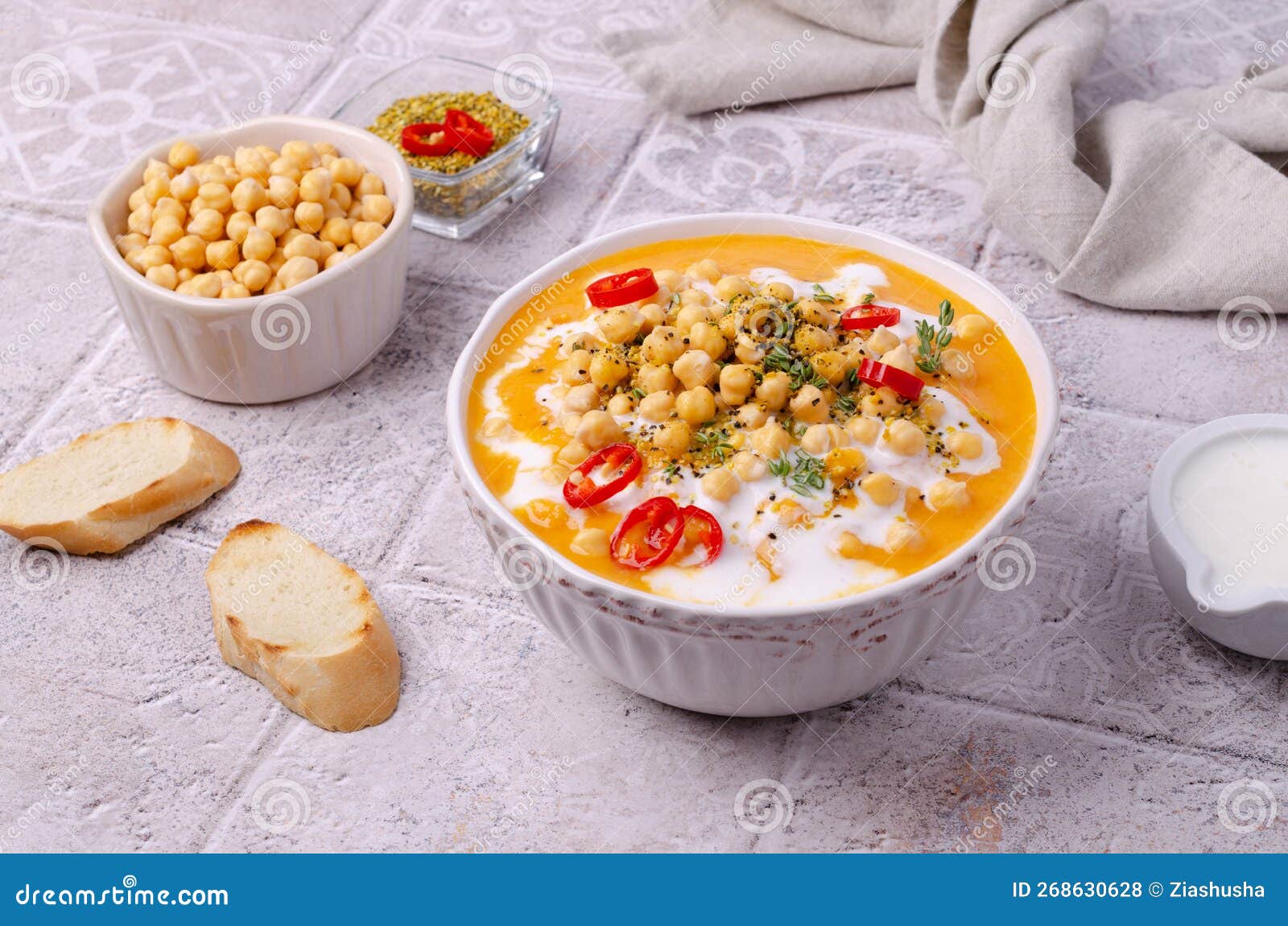 Creamy Vegetable Soup with Chickpeas Stock Photo - Image of creamy