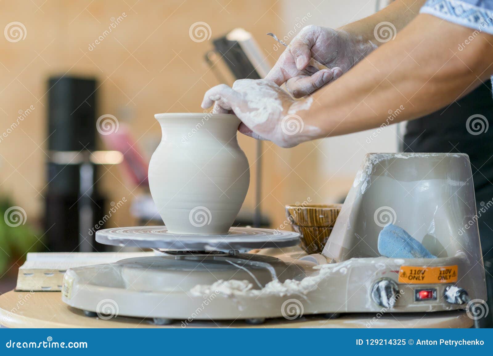 Creating A Jar Or Vase Of White Clay Close Up Master Crock Man