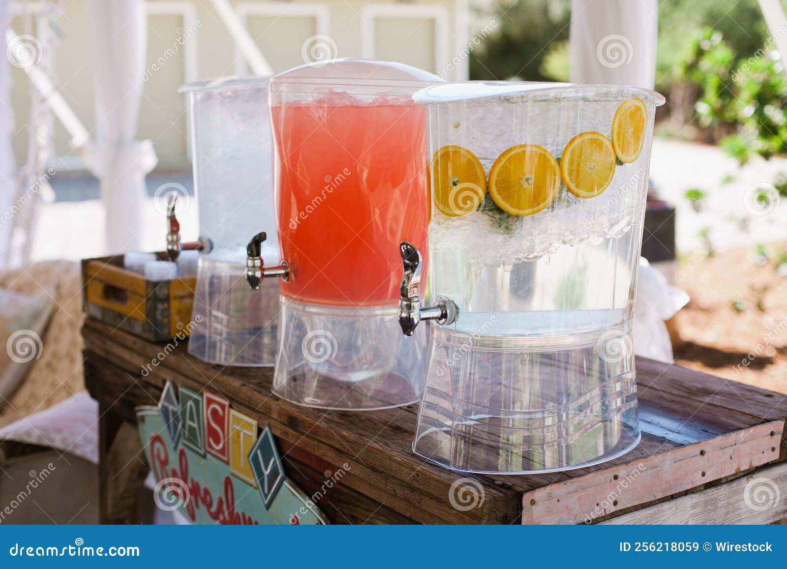 Creative Acrylic Beverage Dispenser, in Garden. New Traditions of