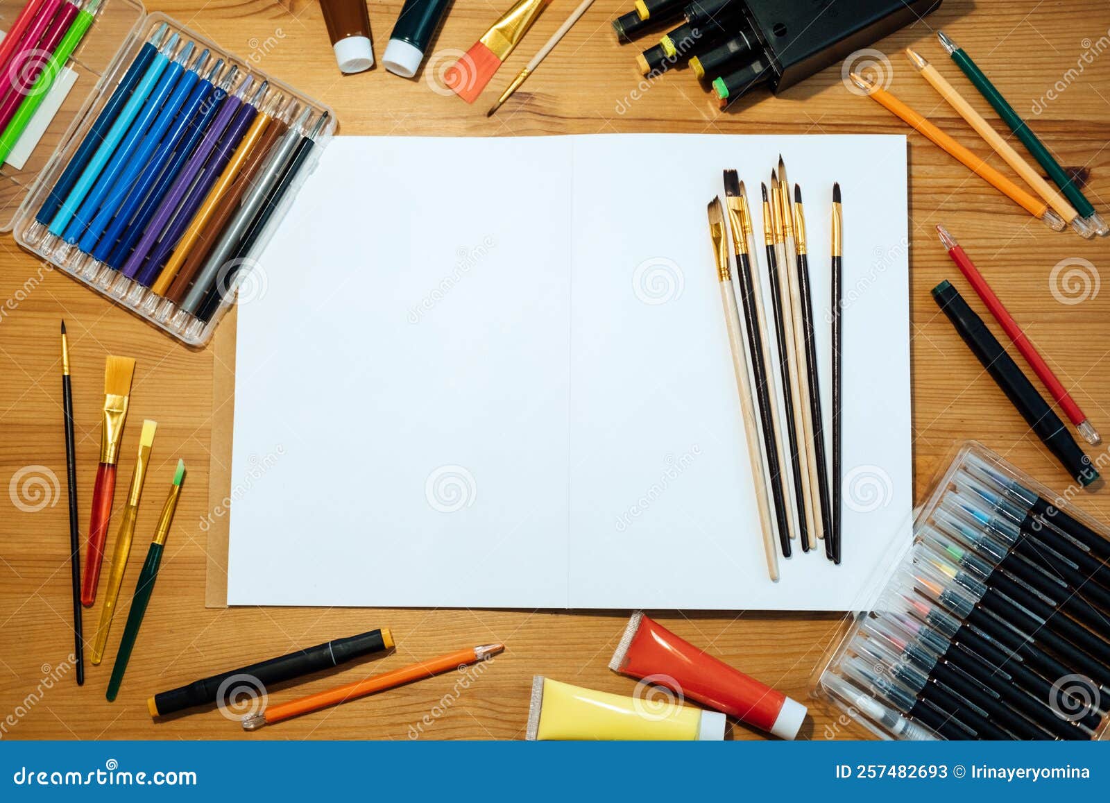 377 Color Pencils Sketchbook Wooden Table Stock Photos - Free &  Royalty-Free Stock Photos from Dreamstime